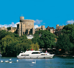 Boat on the Thames with Windsor Castle in the background