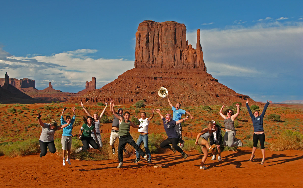 Small group adventure tour - Monument Valley