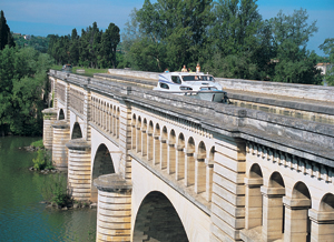 Boating holidays in France