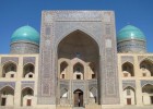 Bukhara medressa (photo: Peter & Christine Helliwell)