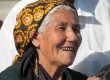 Turkmenistan woman (photo: Peter & Christine Helliwell)