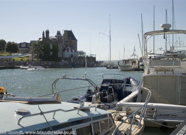 Cowes: a fantastic town to explore