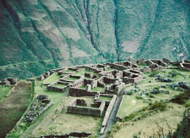 There are lots of ruins on the Inca Trail