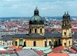 Admire the sights with car hire in Munich